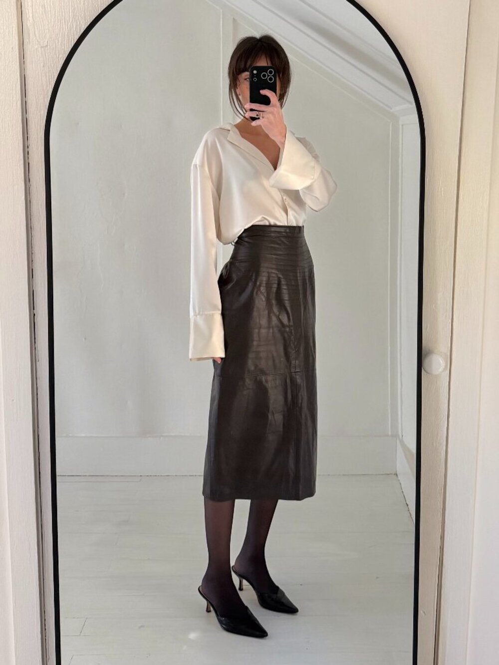 Lela Leather Vintage 80s Midi Pencil Skirt Size 11/12 Brown